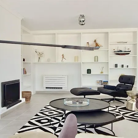 Holiday home Castro-cleverdetails, Quiet Area, Private Pool *