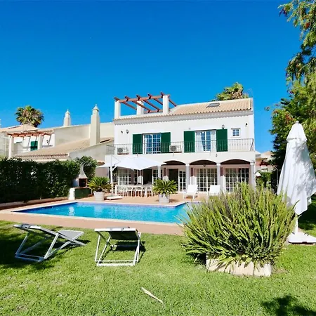 Castro-cleverdetails, Quiet Area, Private Pool Holiday home Vilamoura