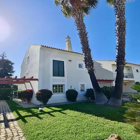 Holiday home Castro-cleverdetails, Quiet Area, Private Pool Vilamoura