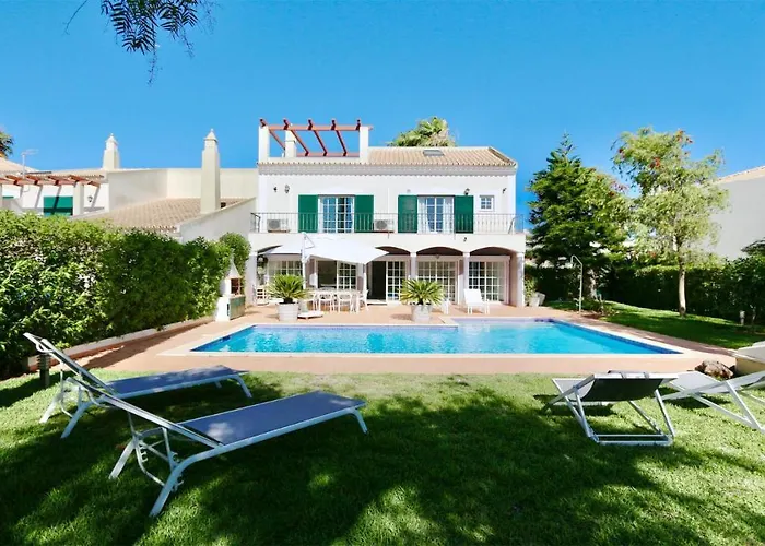 Vakantiehuis Castro-cleverdetails, Quiet Area, Private Pool