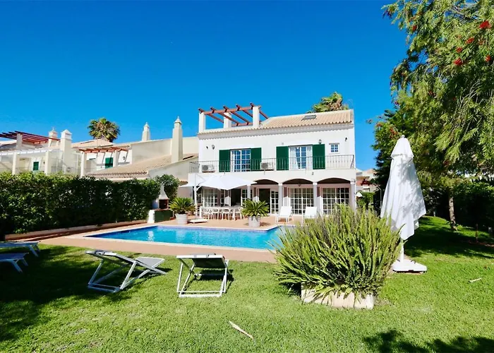 Castro-cleverdetails, Quiet Area, Private Pool Vakantiehuis Vilamoura