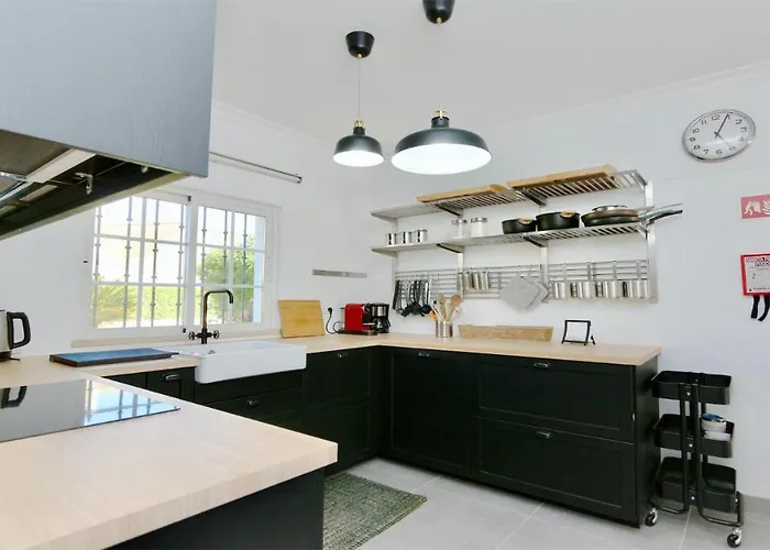 Castro-cleverdetails, Quiet Area, Private Pool