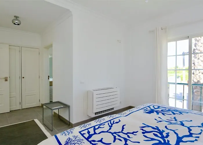 Castro-cleverdetails, Quiet Area, Private Pool Виламура