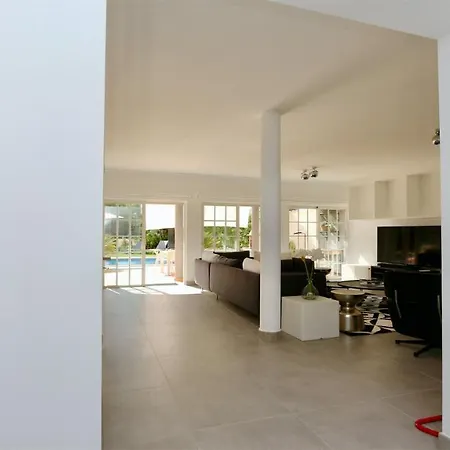 Castro-cleverdetails, Quiet Area, Private Pool Ferienhaus Vilamoura