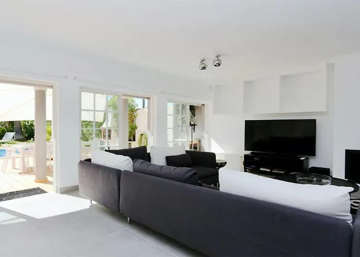 Castro-cleverdetails, Quiet Area, Private Pool 度假居 *