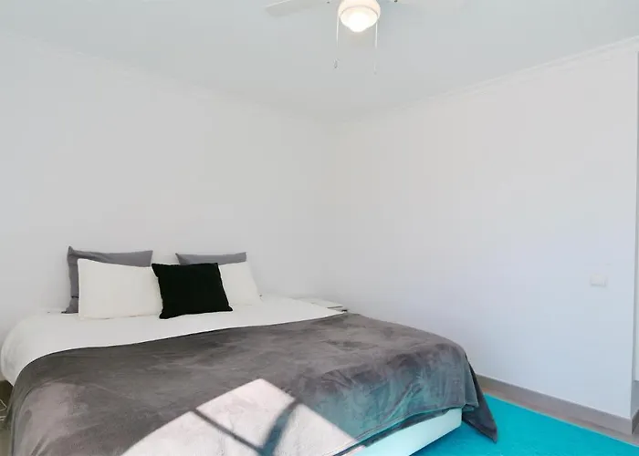 Castro-cleverdetails, Quiet Area, Private Pool 度假居