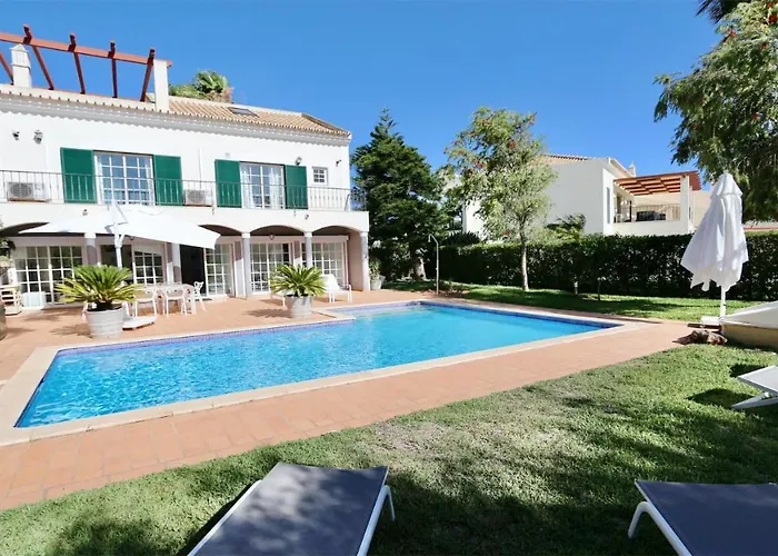 度假居 Castro-cleverdetails, Quiet Area, Private Pool