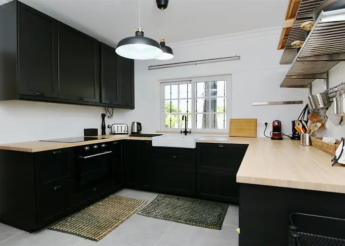 Castro-cleverdetails, Quiet Area, Private Pool 度假居